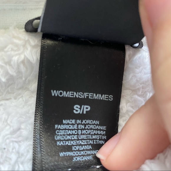 The North Face Jacket - Picture 4 of 13